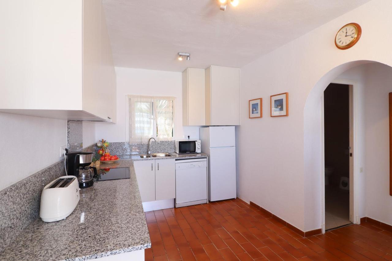 Apartment Belvedere, Family-friendly, Nice, First-line With Stunning And Sea Views,ac Arenal d'en Castell